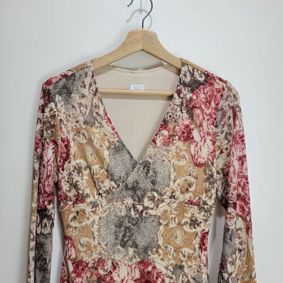 Suzy Shier Romantic Roses and Lace Pattern Dress - Picture 11 of 12